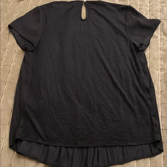 dolan Black Pleated Short-Sleeve Scoop Neck Top - Picture 2 of 3